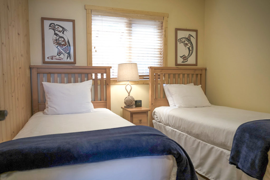 Beachfront 2 Bedrooms Wild Renfrew